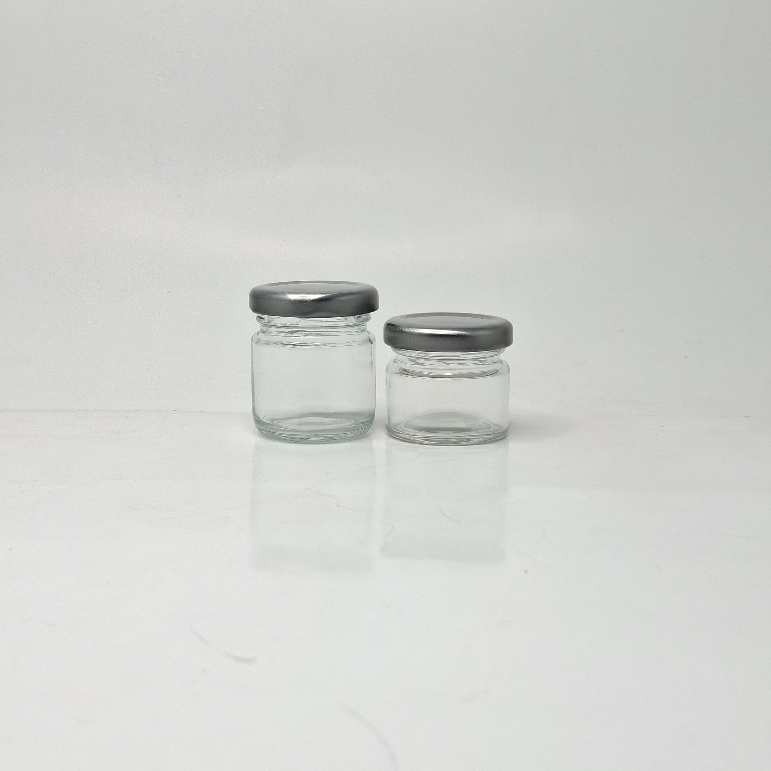 Thumbnail 2 of 40ml (1.5oz) Glass Jar - Silver Lid