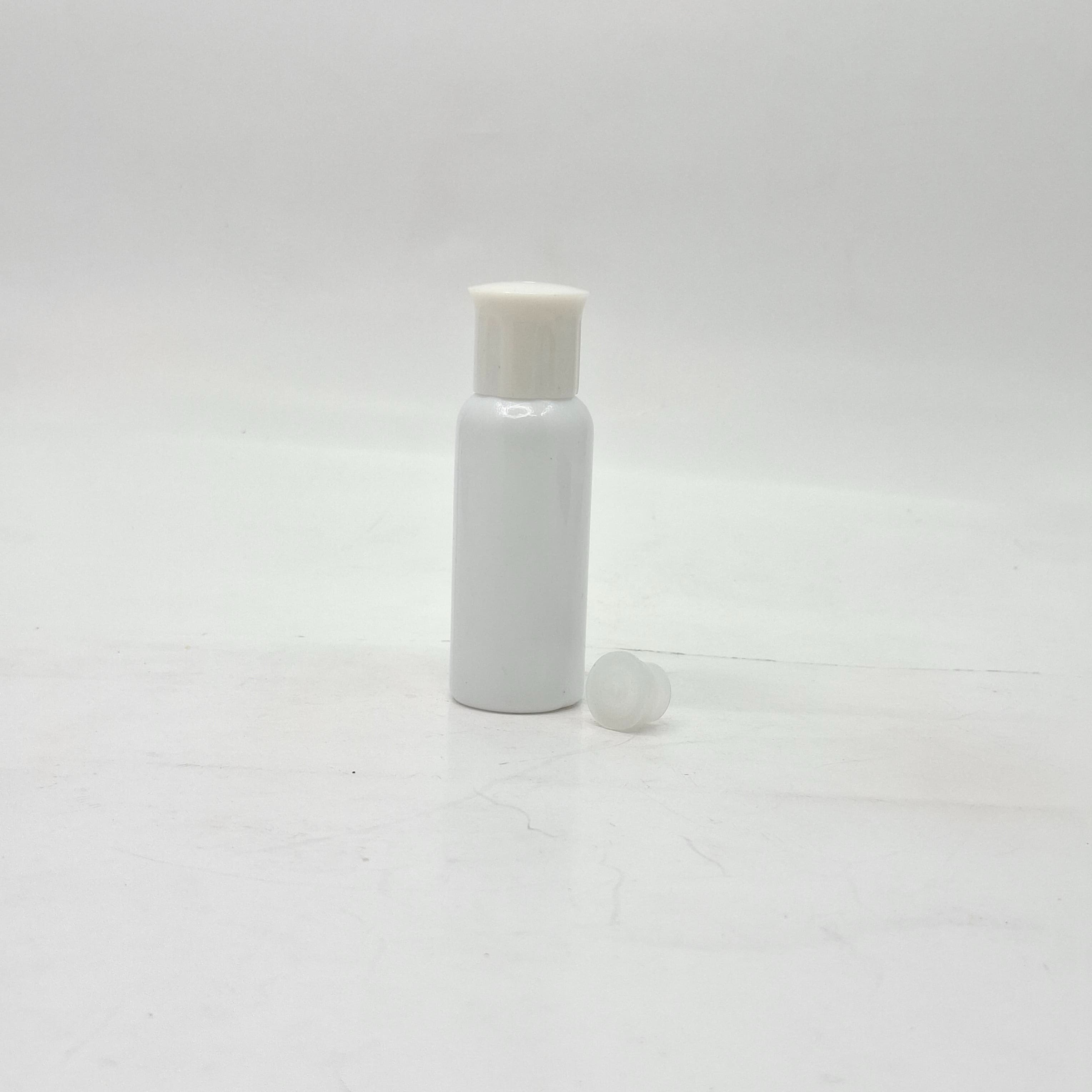 Main image of 40ml Round Bottle White - Oil Lid White 