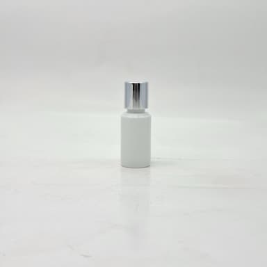 30ml Round Bottle White - Press Lid Silver