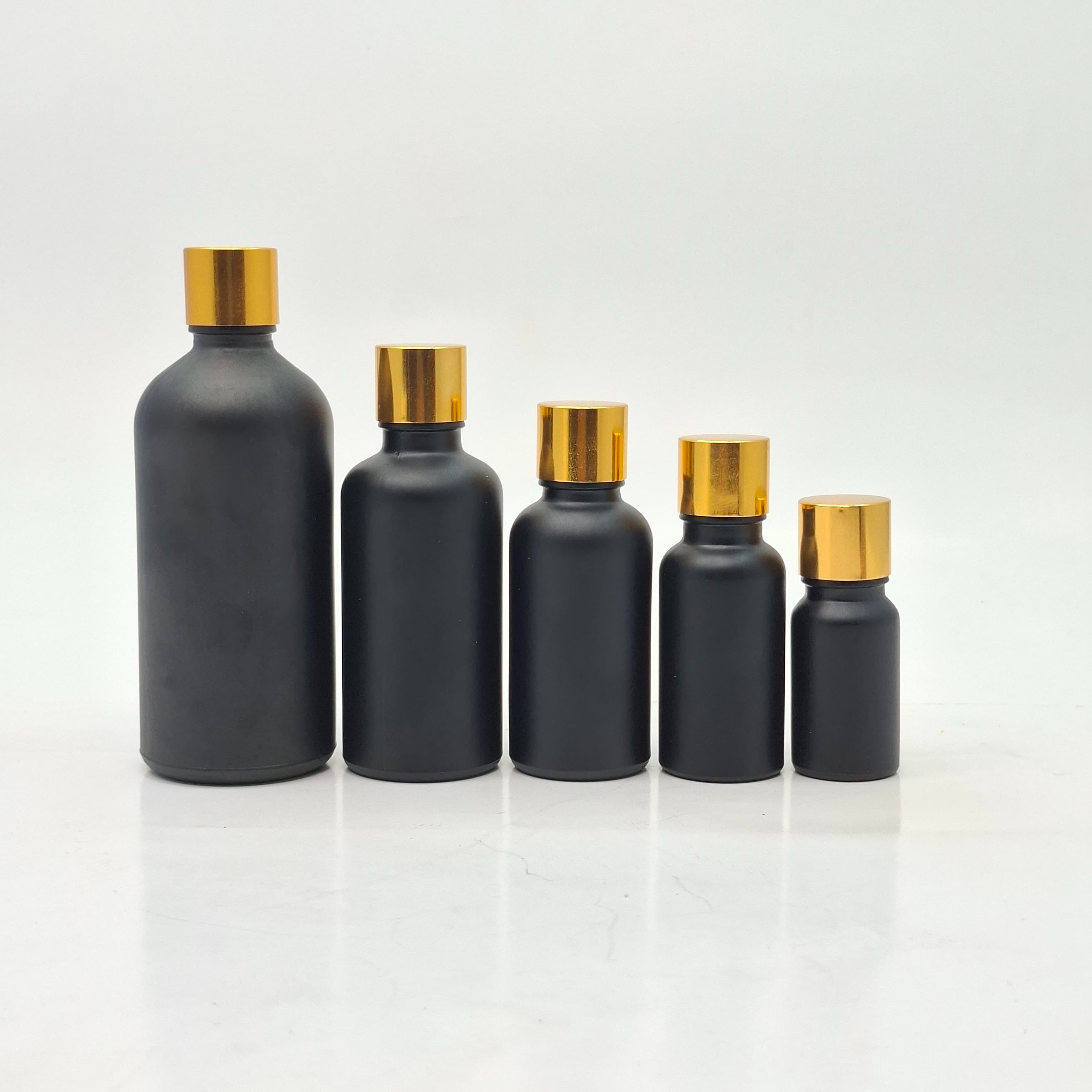 Main image of 10ml-100ml Black Glass Bottle - Shine Gold Lid