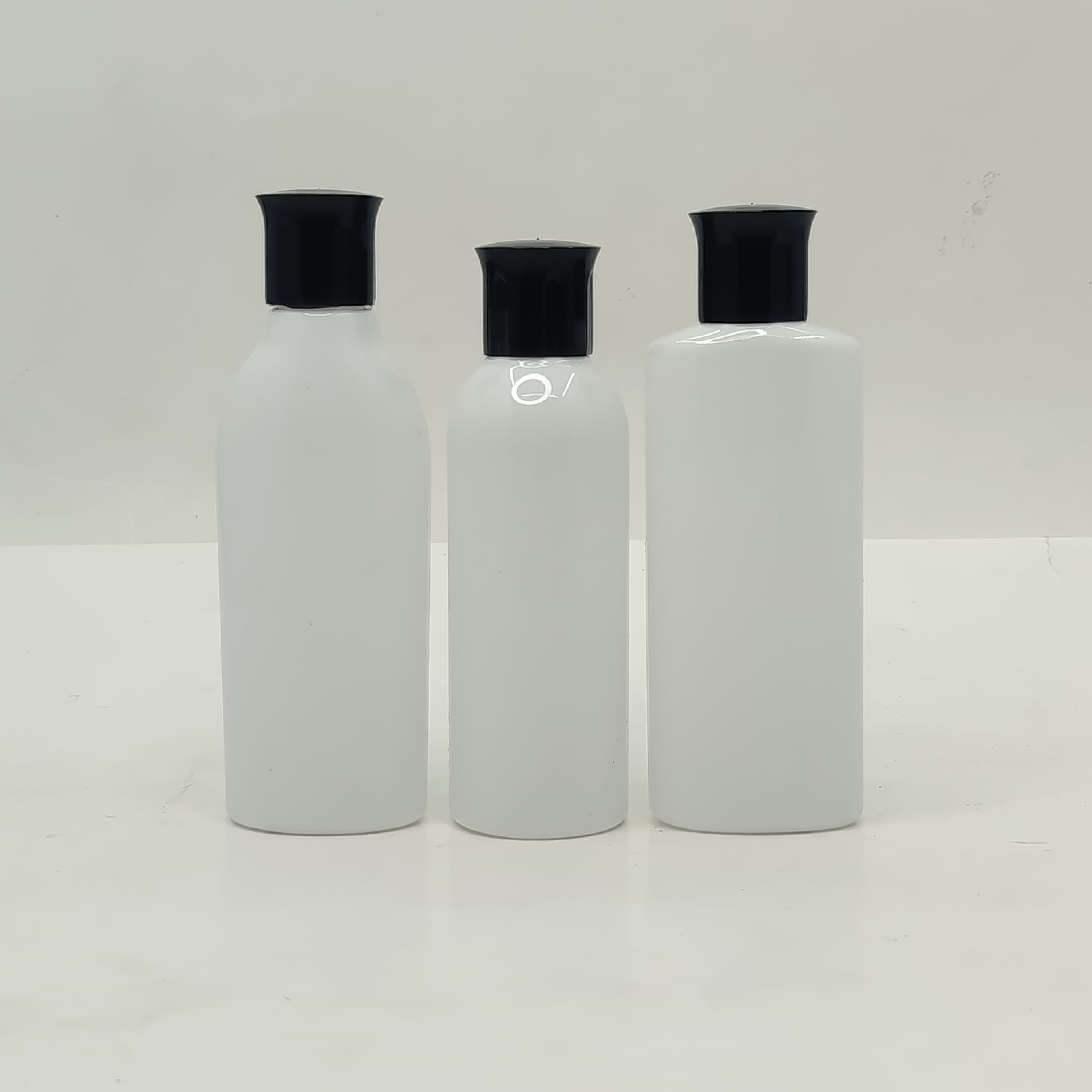 Main image of 100ml Milk White Bottle - Oil Lid Black 